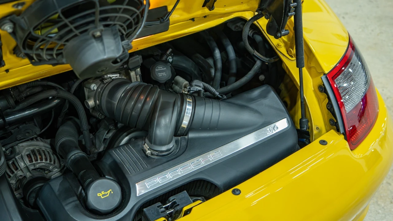 2005 Porsche 997 Carrera - Image 9 of 21