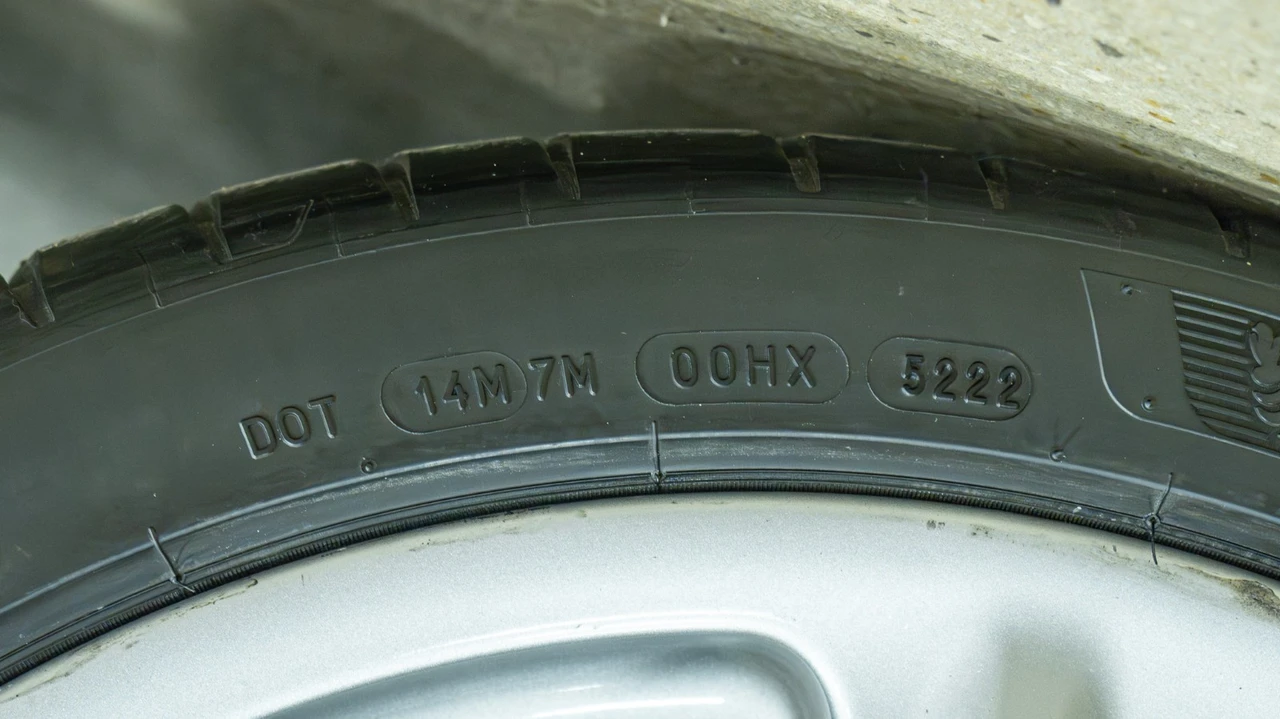2005 Porsche 997 Carrera - Image 17 of 21