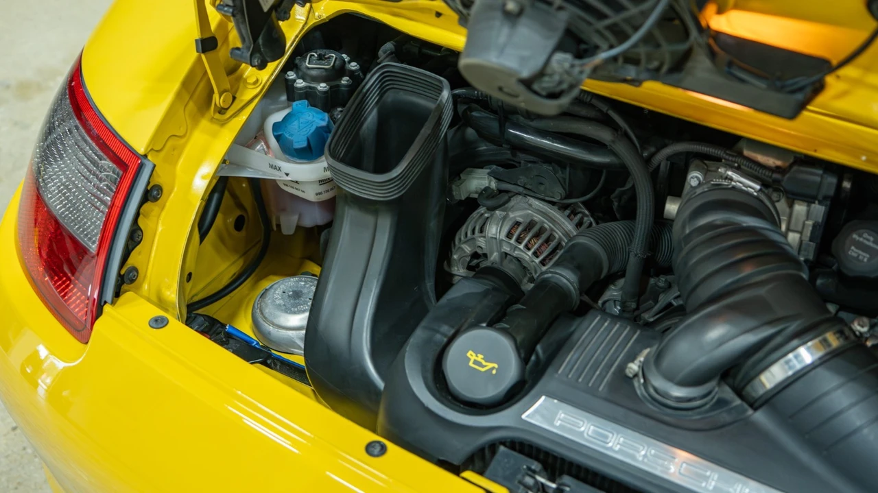 2005 Porsche 997 Carrera - Image 10 of 21