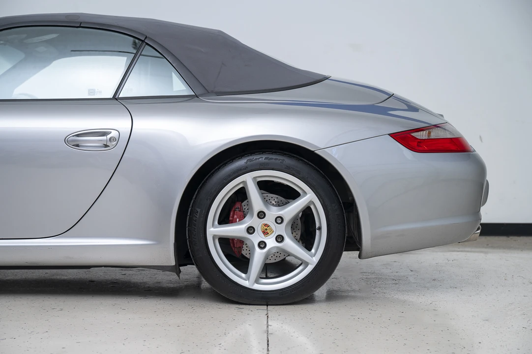 2005 Porsche 997 Carrera - Image 23 of 31