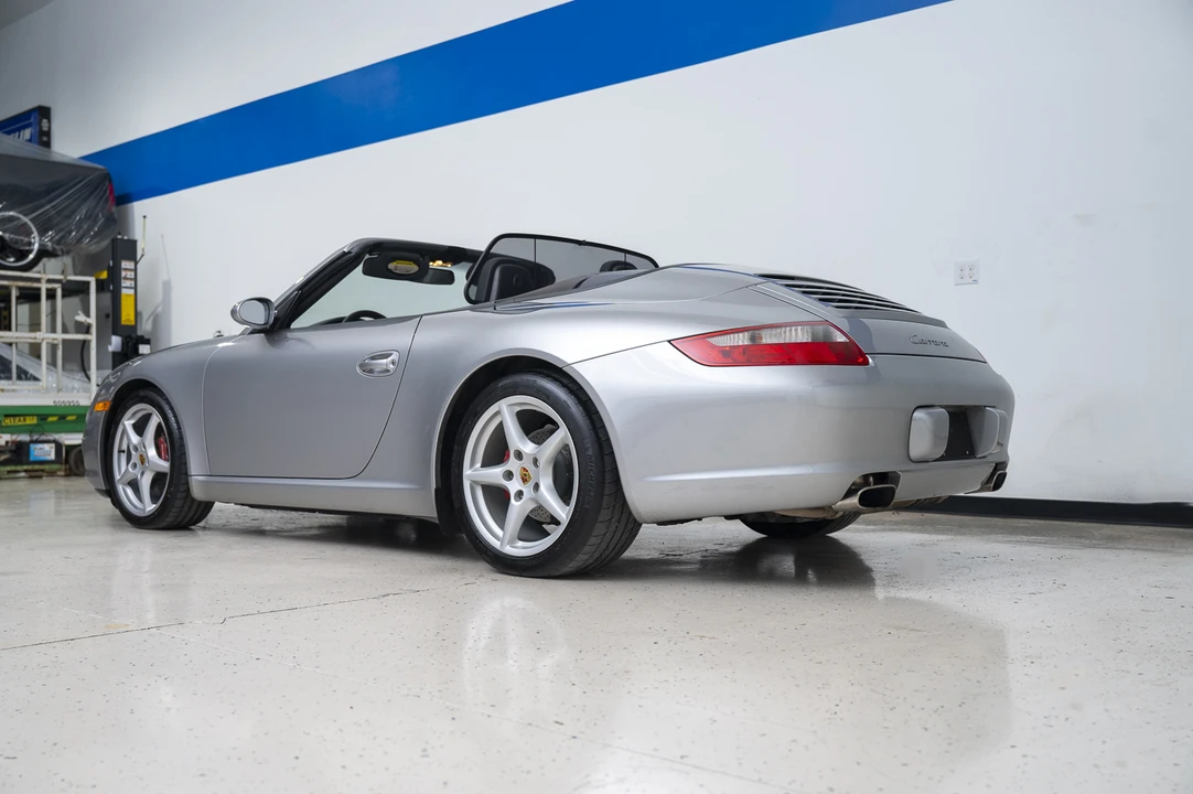 2005 Porsche 997 Carrera - Image 5 of 31