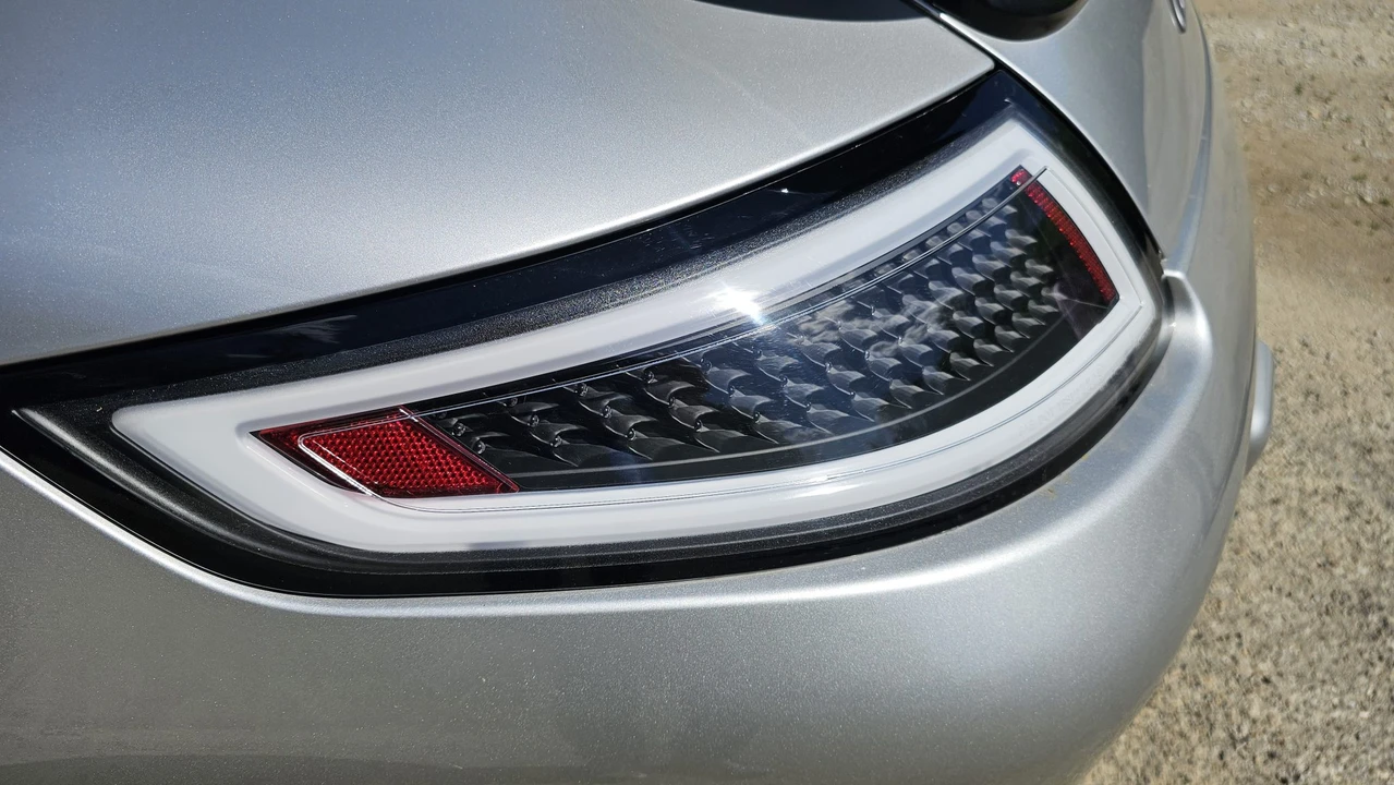 2005 Porsche 997 Carrera - Image 19 of 31