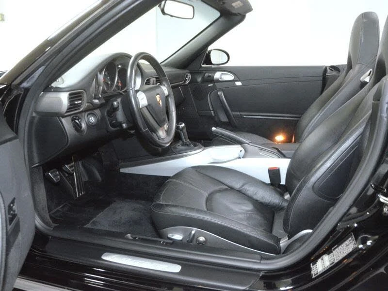 2005 Porsche 997 Carrera - Image 19 of 31