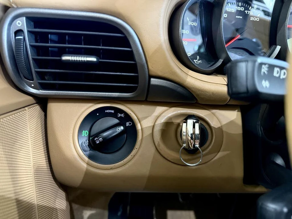 2005 Porsche 997 Carrera - Image 29 of 31