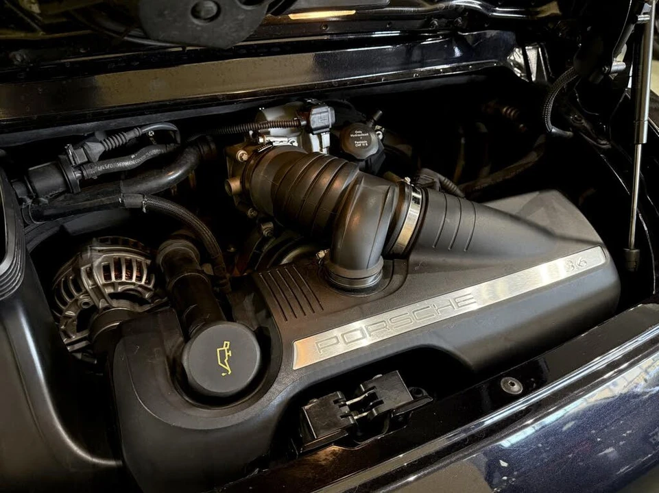 2005 Porsche 997 Carrera - Image 8 of 31