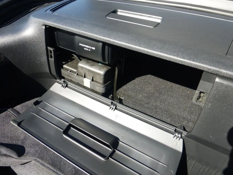 2005 Porsche 997 Carrera - Image 25 of 31