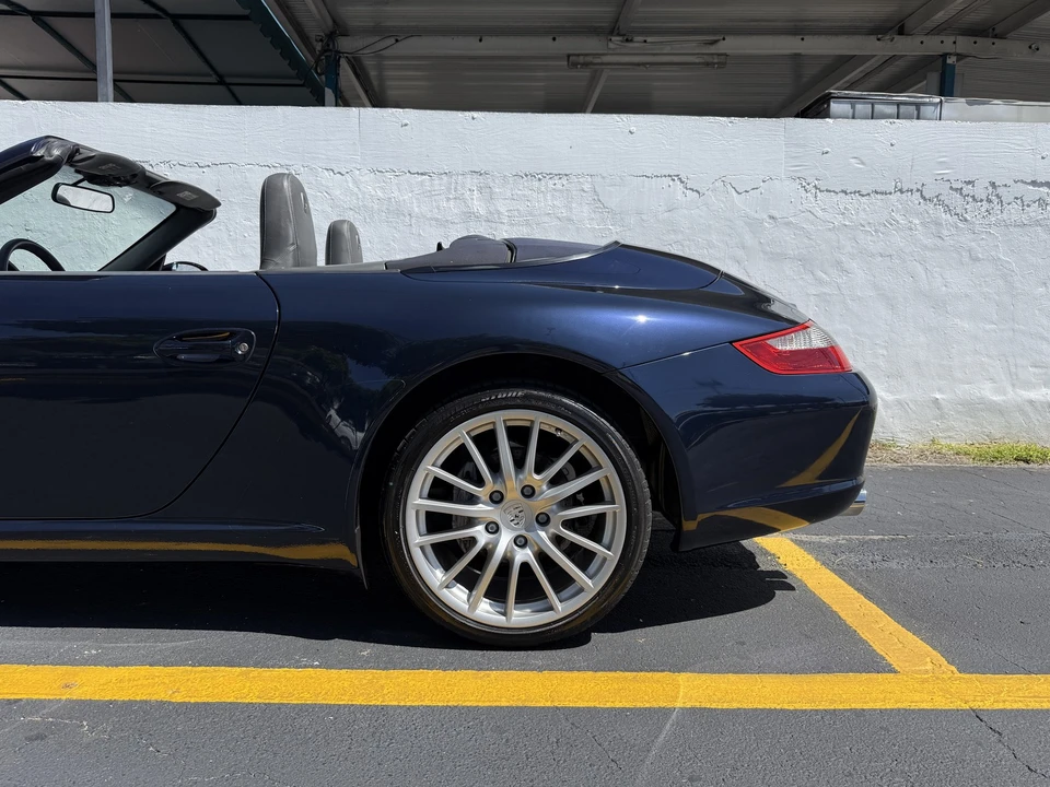 2005 Porsche 997 Carrera - Image 16 of 23