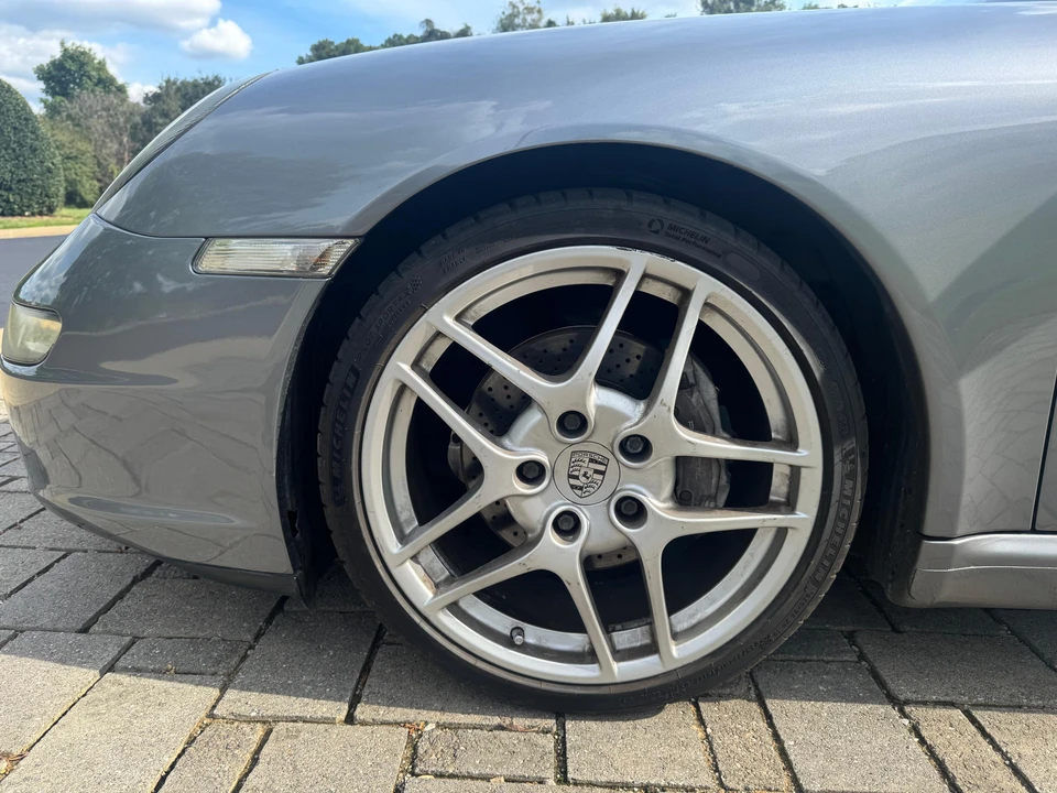 2005 Porsche 997 Carrera - Image 28 of 31
