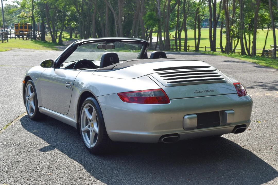 2005 Porsche 997 Carrera - Image 19 of 31