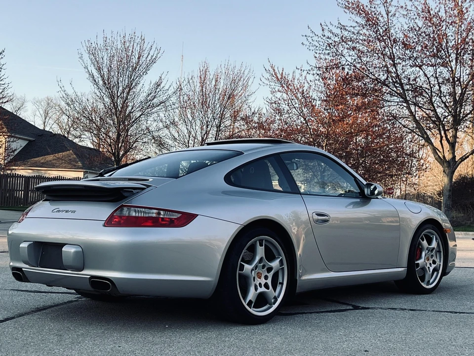 2005 Porsche 997 Carrera - Image 19 of 31