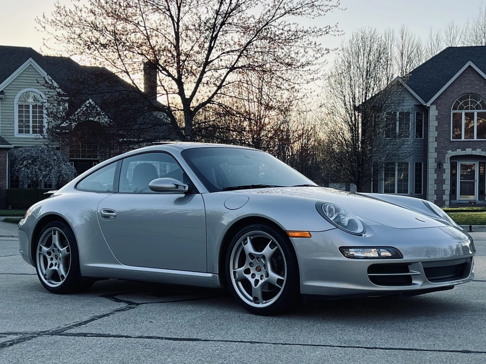 2005 Porsche 997 Carrera - Image 25 of 31