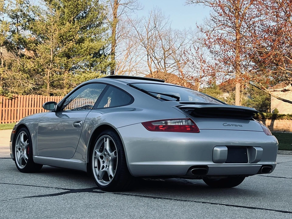 2005 Porsche 997 Carrera - Image 12 of 31