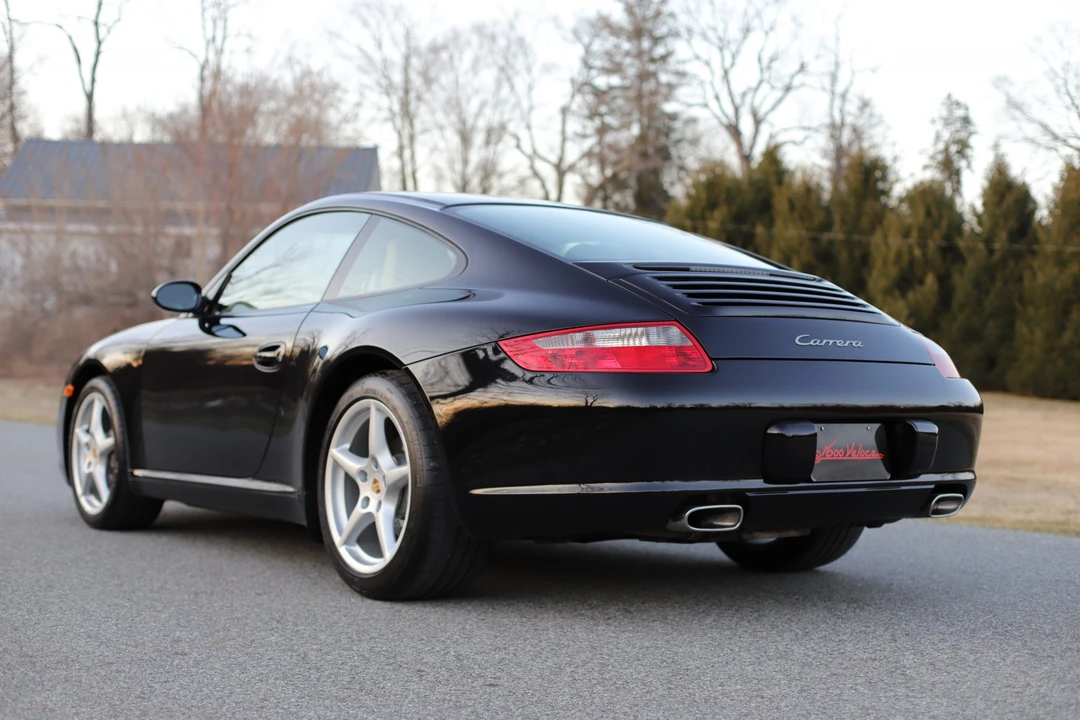 2005 Porsche 997 Carrera - Image 22 of 31
