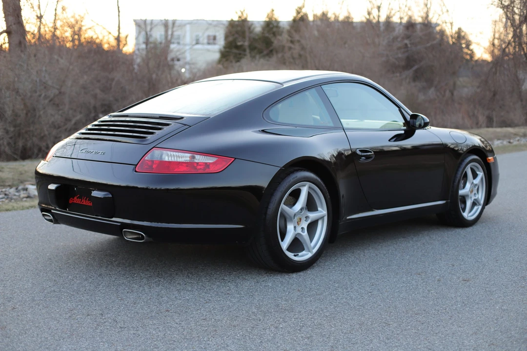 2005 Porsche 997 Carrera - Image 17 of 31