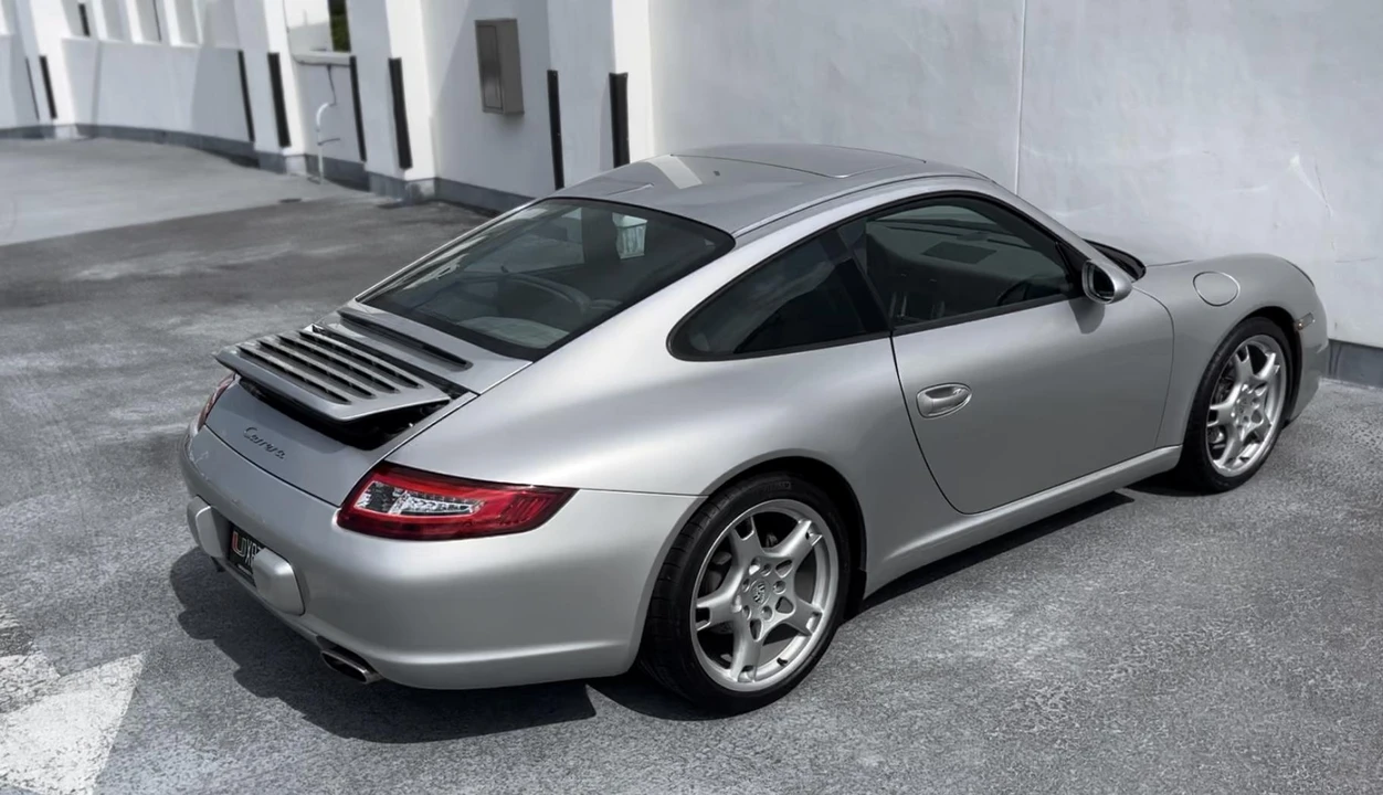 2005 Porsche 997 Carrera - Image 16 of 31
