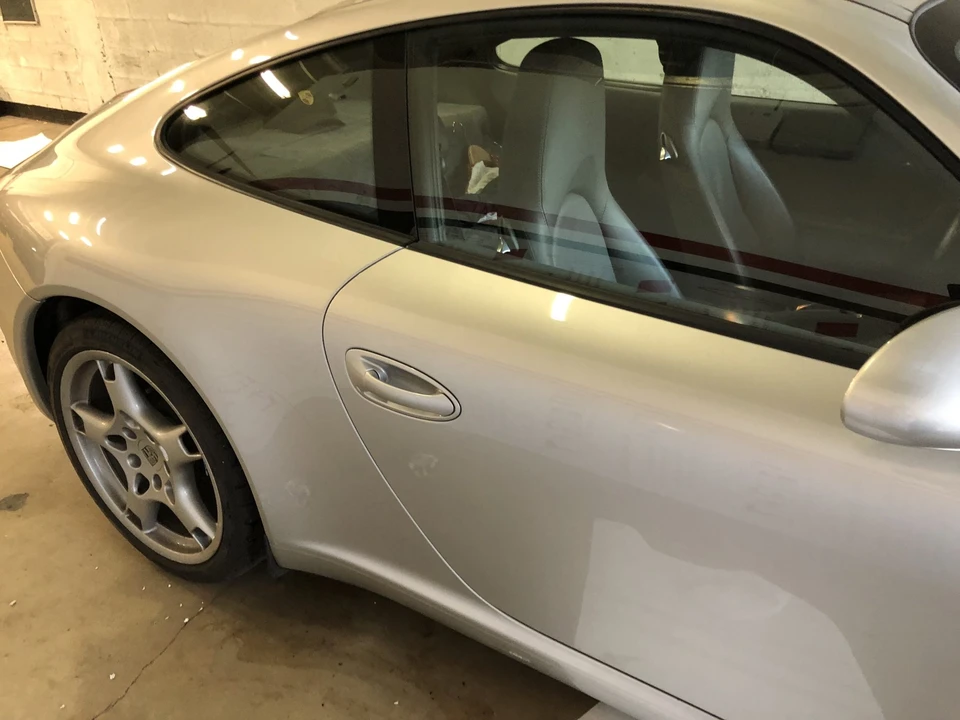 2005 Porsche 997 Carrera - Image 28 of 31