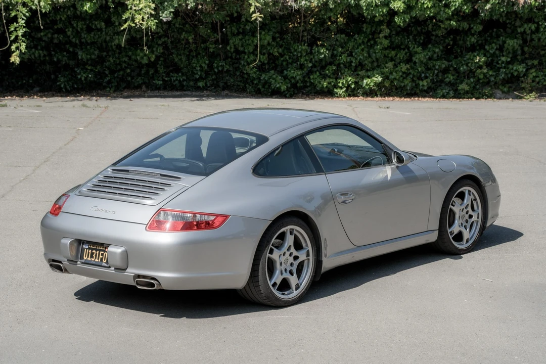 2005 Porsche 997 Carrera - Image 28 of 31