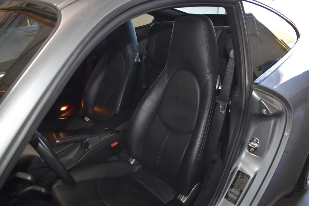 2005 Porsche 997 Carrera - Image 27 of 31