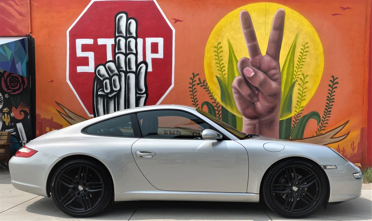 2005 Porsche 997 Carrera - Image 15 of 31
