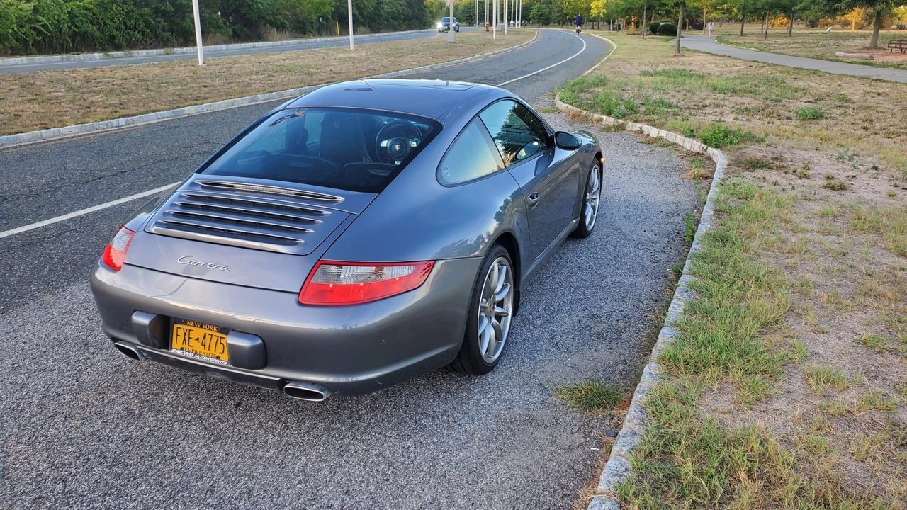 2005 Porsche 997 Carrera - Image 8 of 31