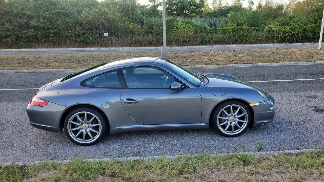 2005 Porsche 997 Carrera - Image 10 of 31