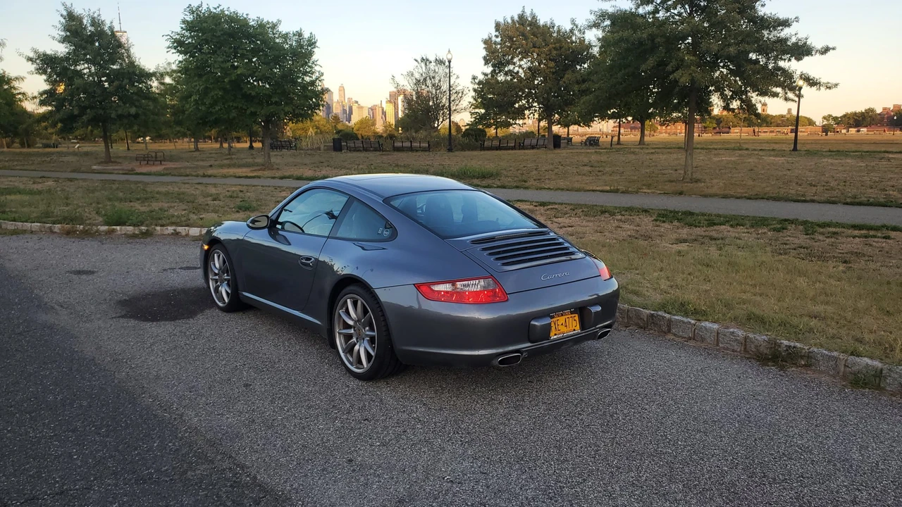 2005 Porsche 997 Carrera - Image 4 of 31