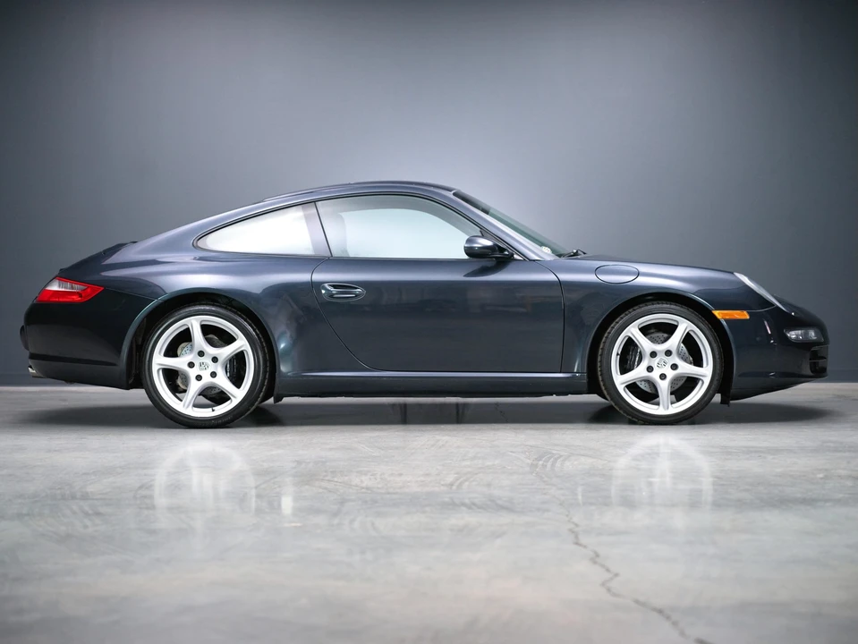 2005 Porsche 997 Carrera - Image 16 of 31