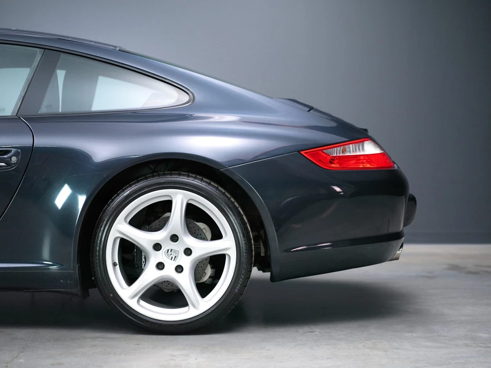 2005 Porsche 997 Carrera - Image 26 of 31