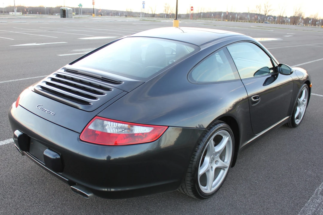 2005 Porsche 997 Carrera - Image 8 of 31