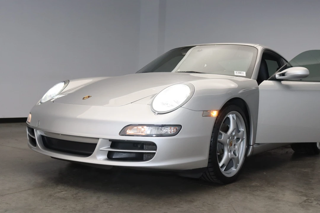 2005 Porsche 997 Carrera - Image 17 of 31
