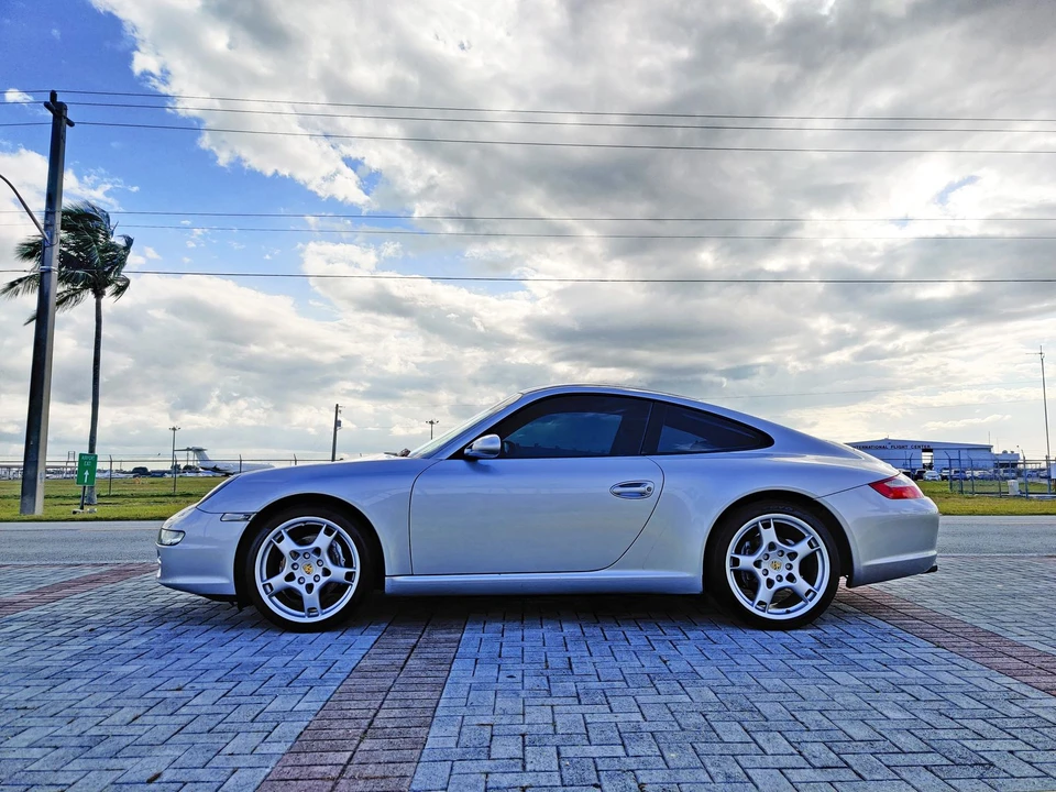 2005 Porsche 997 Carrera - Image 12 of 31