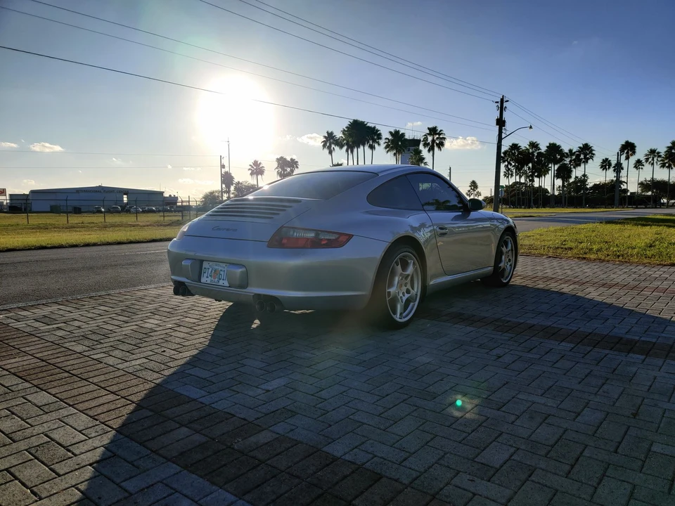 2005 Porsche 997 Carrera - Image 22 of 31