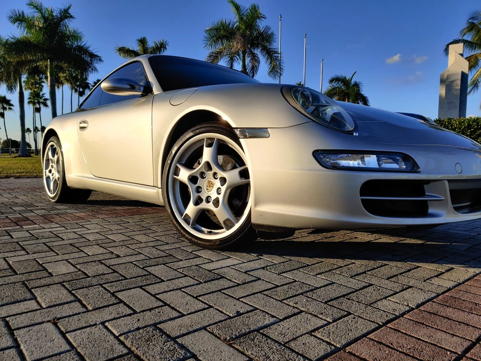 2005 Porsche 997 Carrera - Image 28 of 31