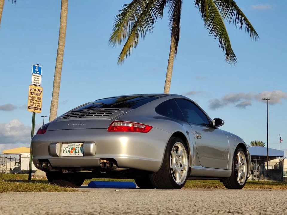 2005 Porsche 997 Carrera - Image 24 of 31
