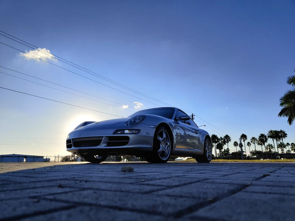 2005 Porsche 997 Carrera - Image 9 of 31