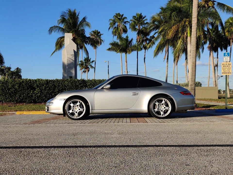 2005 Porsche 997 Carrera - Image 13 of 31