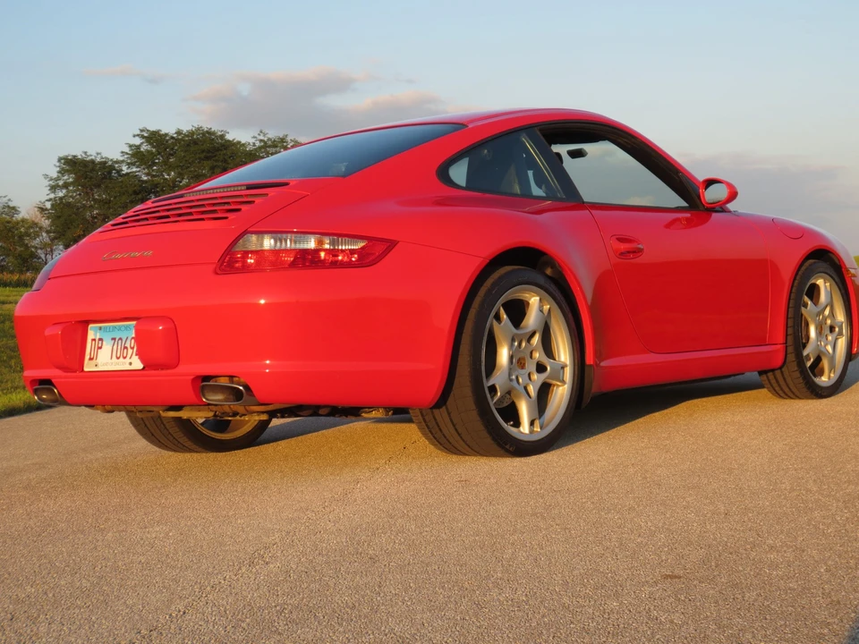 2005 Porsche 997 Carrera - Image 15 of 31