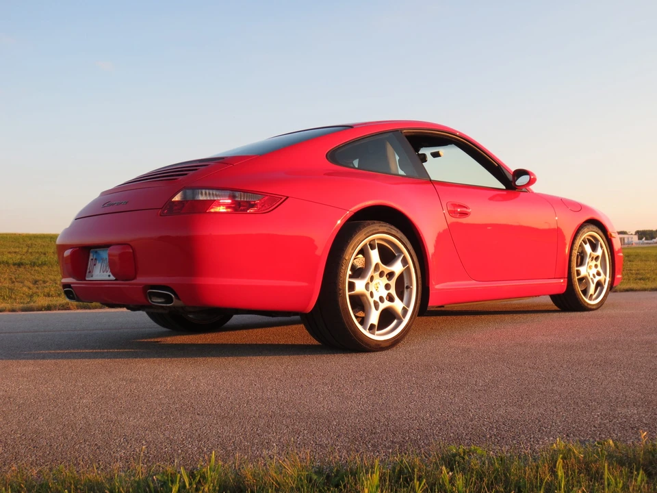 2005 Porsche 997 Carrera - Image 17 of 31