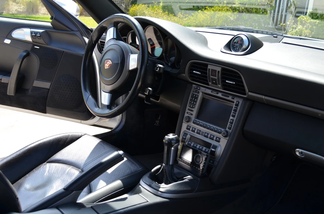 2005 Porsche 997 Carrera - Image 30 of 31