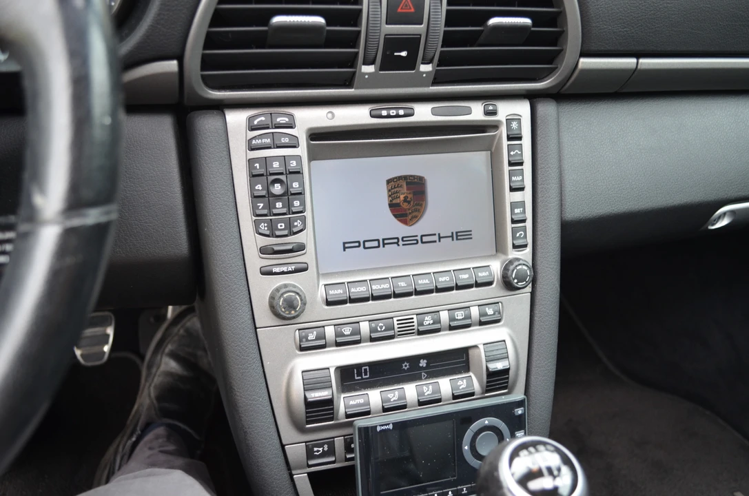 2005 Porsche 997 Carrera - Image 28 of 31