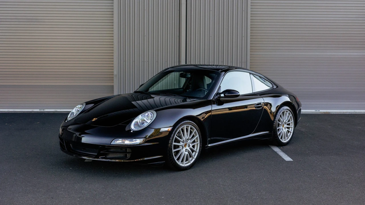 2005 Porsche 997 Carrera - Image 3 of 31
