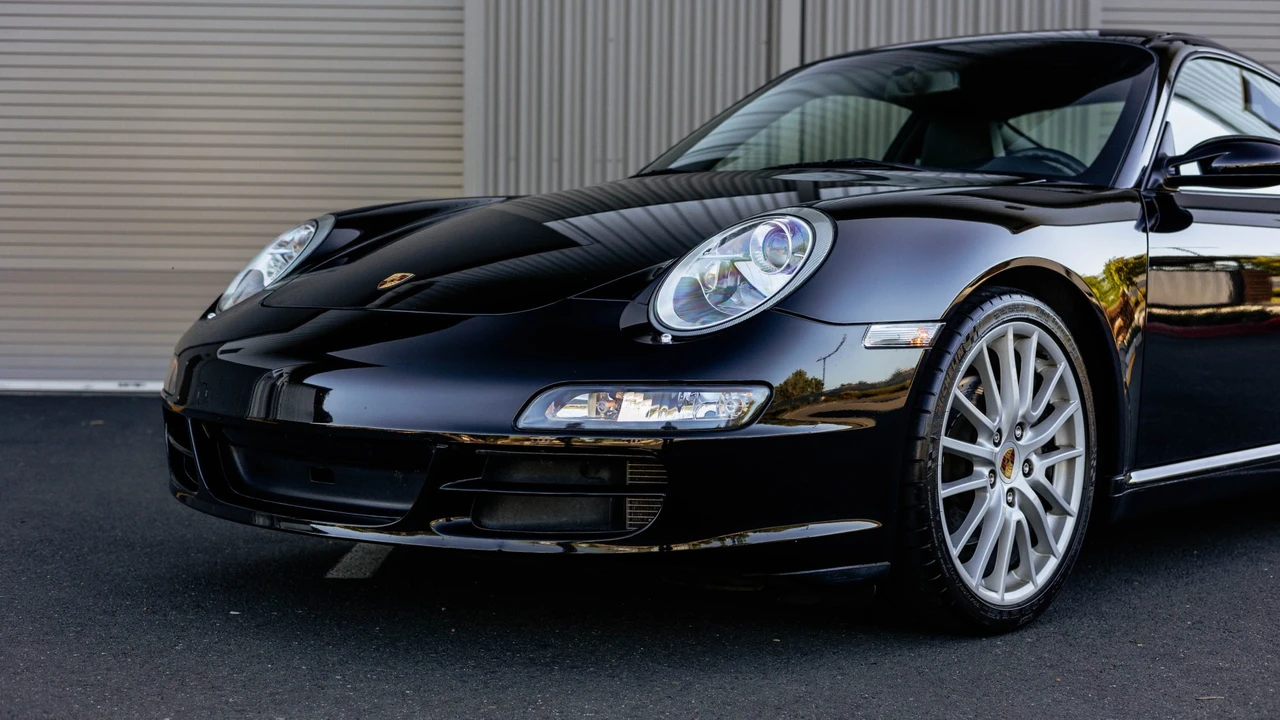 2005 Porsche 997 Carrera - Image 19 of 31