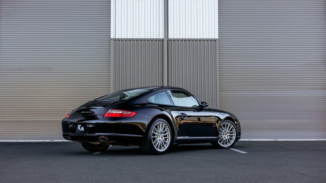 2005 Porsche 997 Carrera - Image 12 of 31