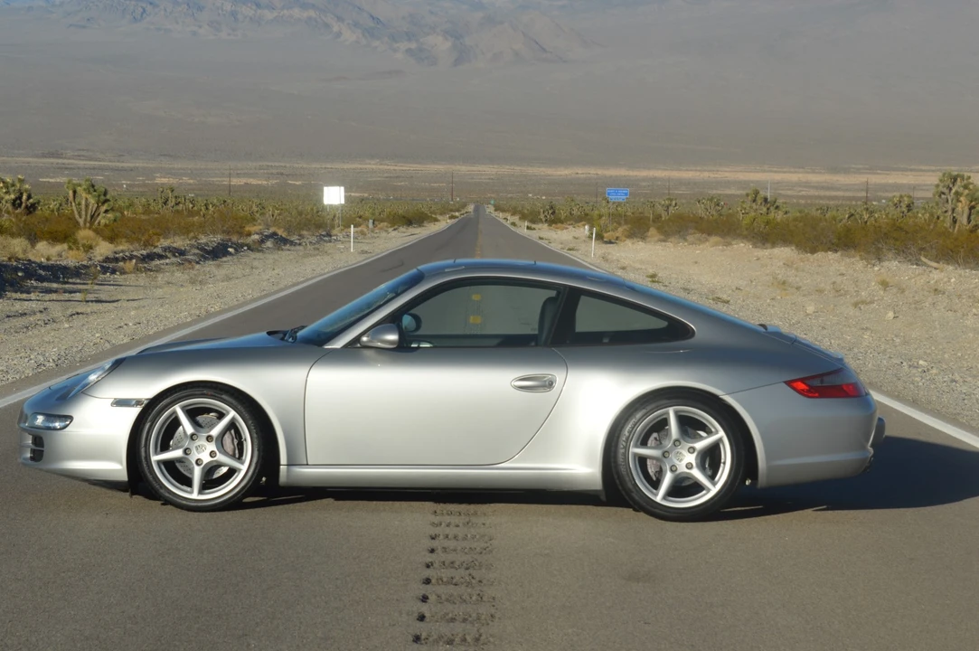 2005 Porsche 997 Carrera - Image 5 of 31