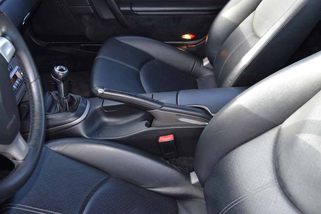 2005 Porsche 997 Carrera - Image 25 of 31