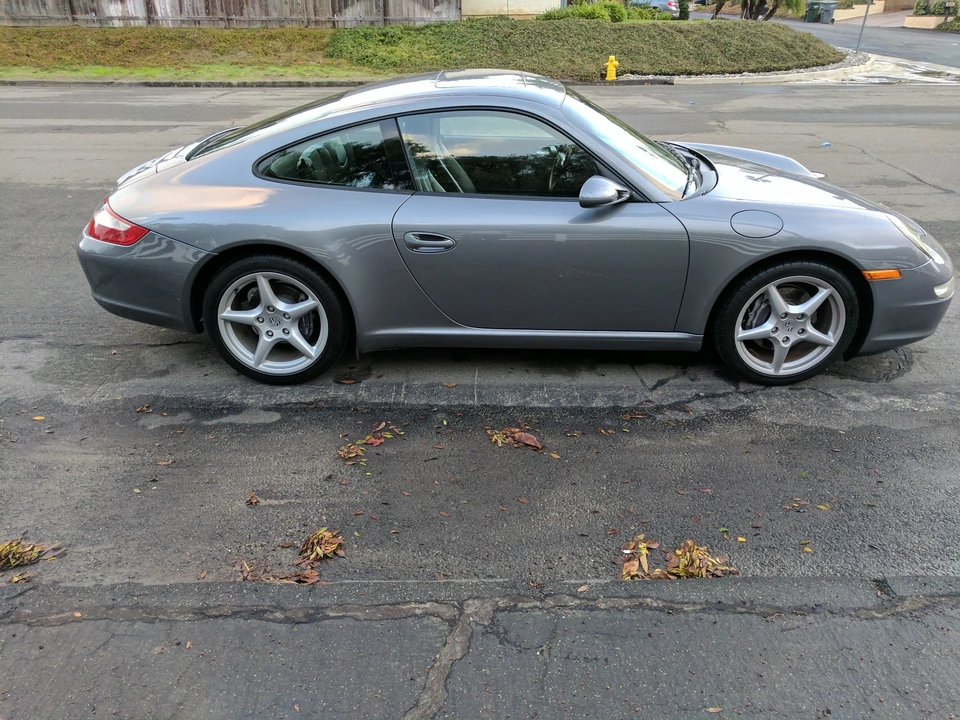 2005 Porsche 997 Carrera - Image 9 of 31