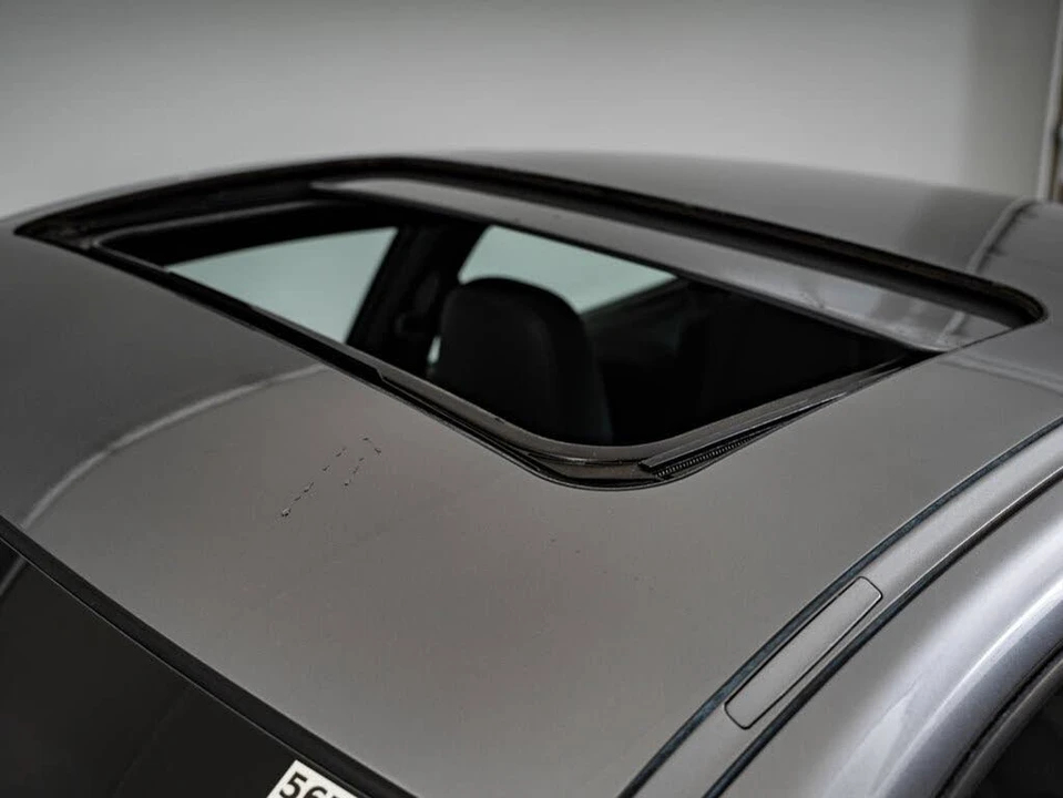 2005 Porsche 997 Carrera - Image 13 of 31