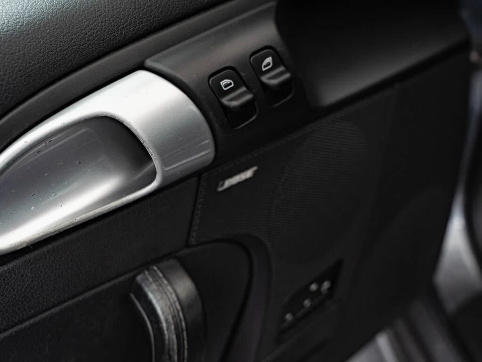 2005 Porsche 997 Carrera - Image 25 of 31