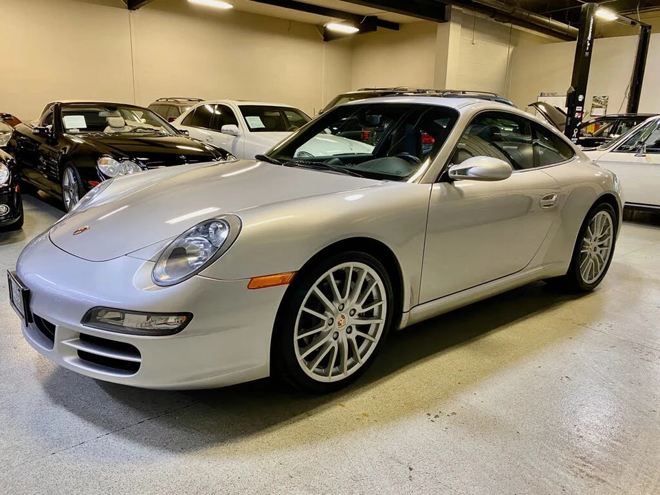 2005 Porsche 997 Carrera - Image 2 of 31