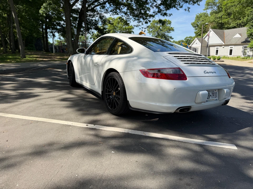 2005 Porsche 997 Carrera - Image 8 of 31